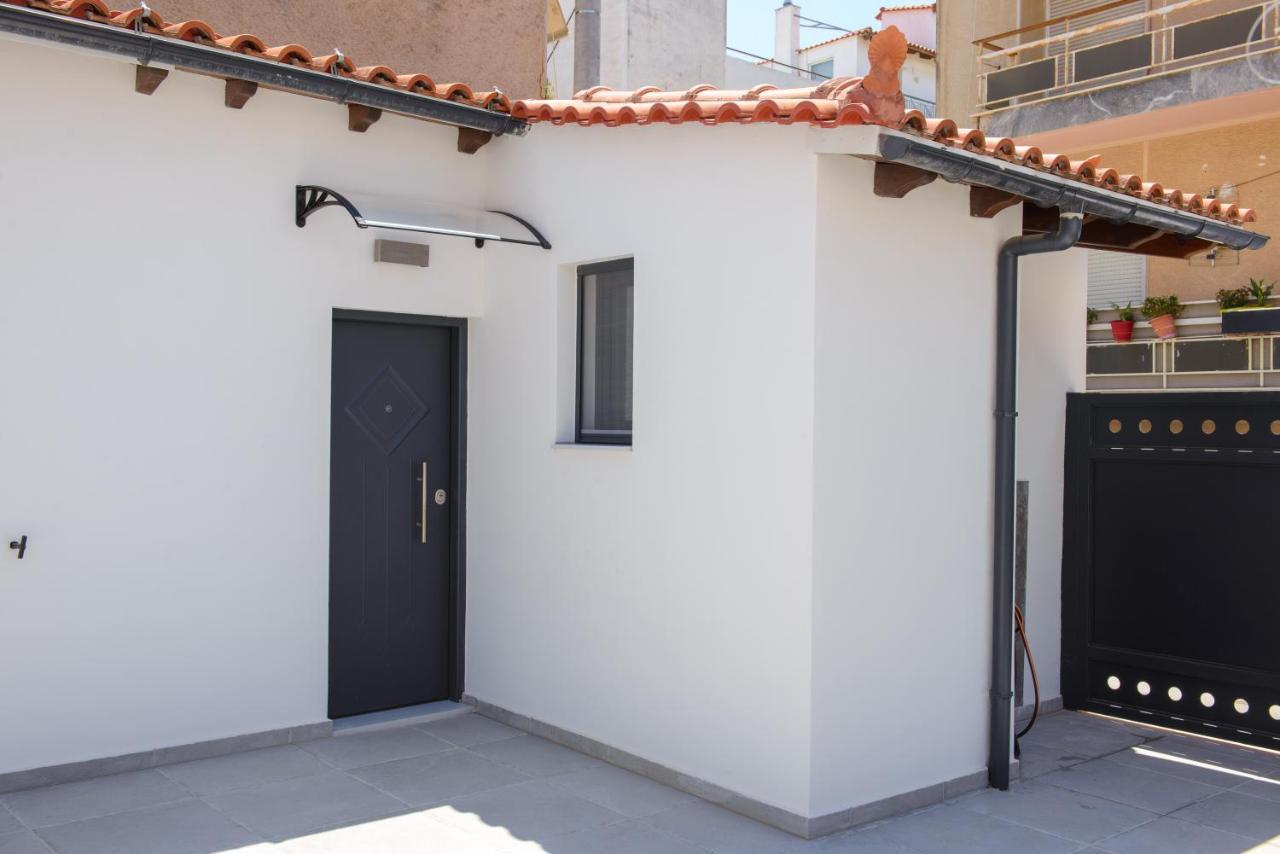 Casa D' Irene Near Airport, 200 Mtrs From The Beach, Artemis Center Apartment *