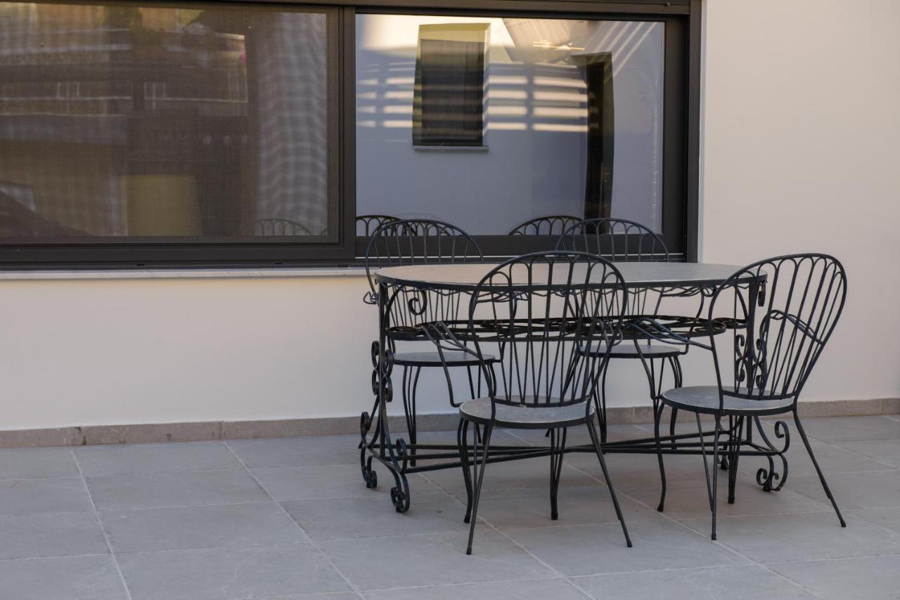 Appartement Casa D' Irene Near Airport, 200 Mtrs From The Beach, Artemis Center *